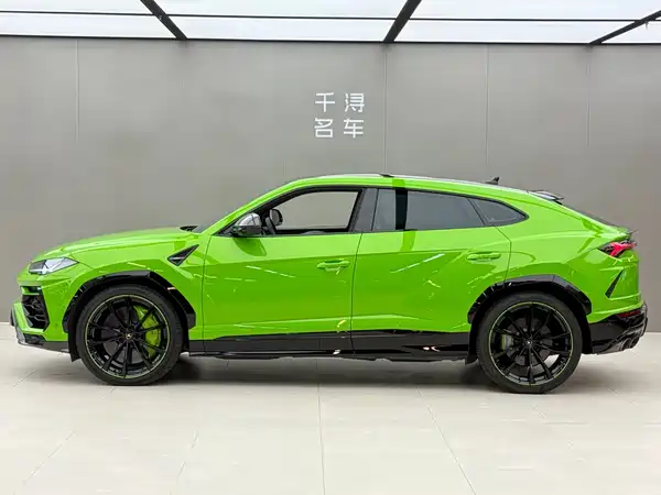 Lamborghini Urus 2022