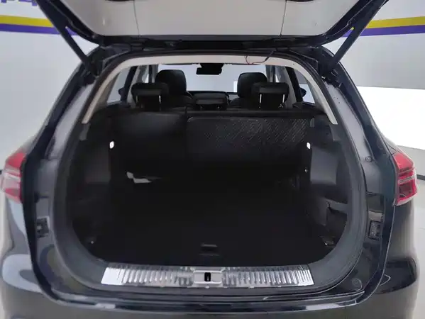 Hongqi HS5 2022