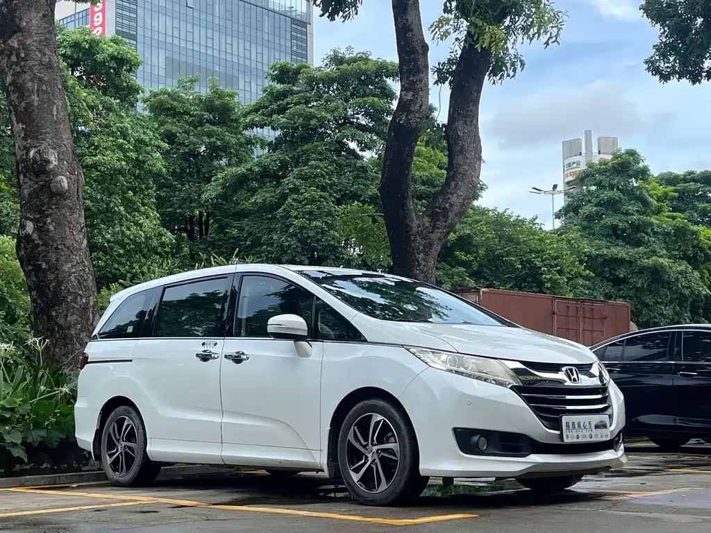 Honda Odyssey 2016