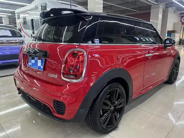 MINI MINI 2018