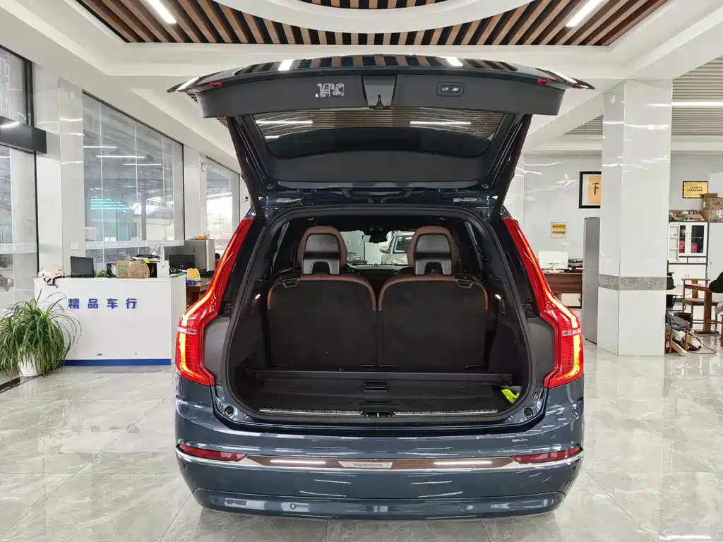 Volvo XC90 2024 — фото 7