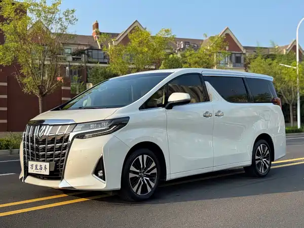 Toyota Alphard 2018