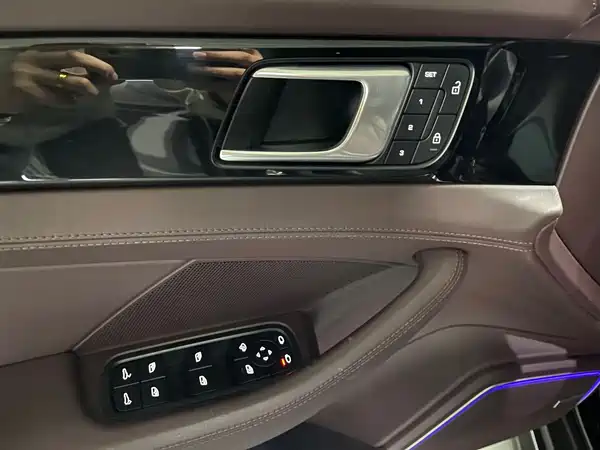 Porsche Panamera 2022