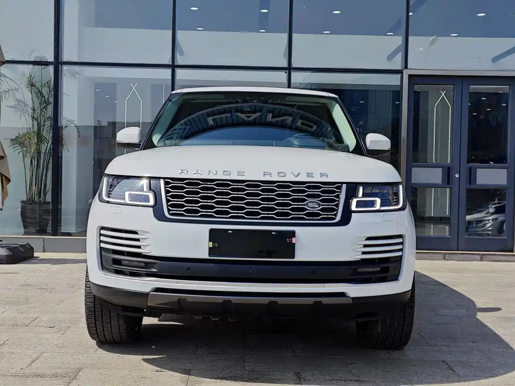 Land Rover Range Rover 2020 — фото 2