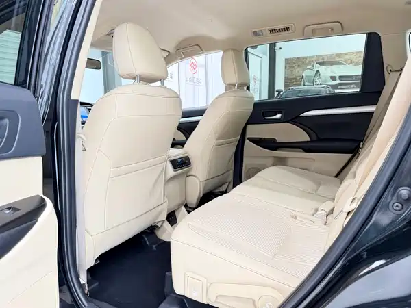 Toyota Highlander 2018