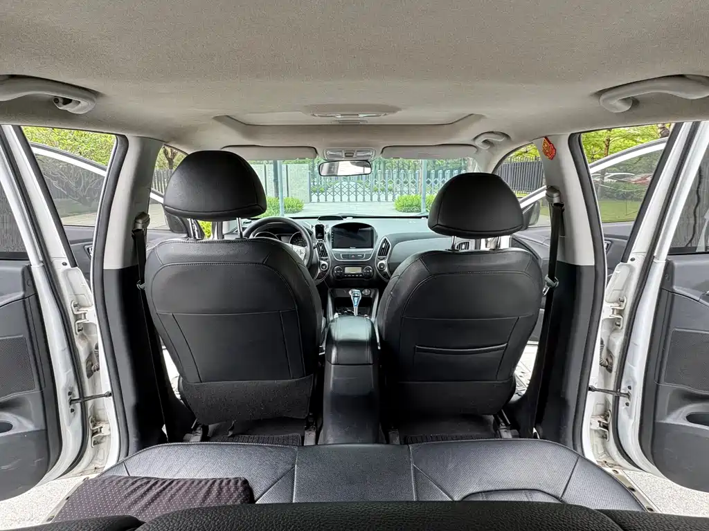 Hyundai ix35 2015 — фото 16