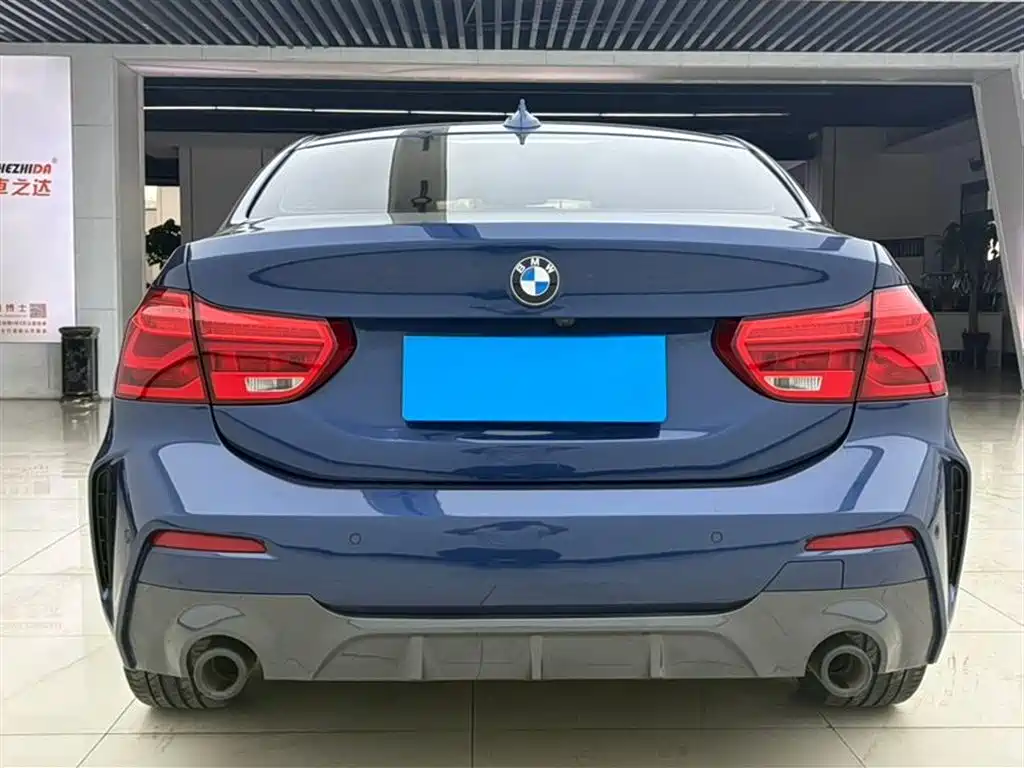 BMW 1 Series 2021 — фото 9