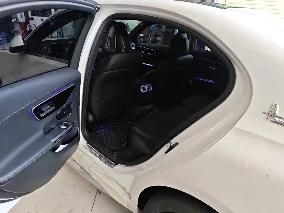 Mercedes-Benz C-Class 2022