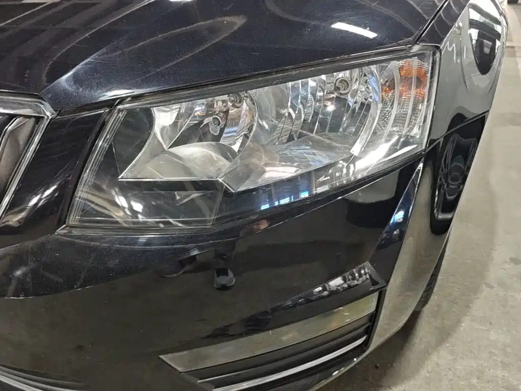 Skoda Octavia 2016 — фото 18