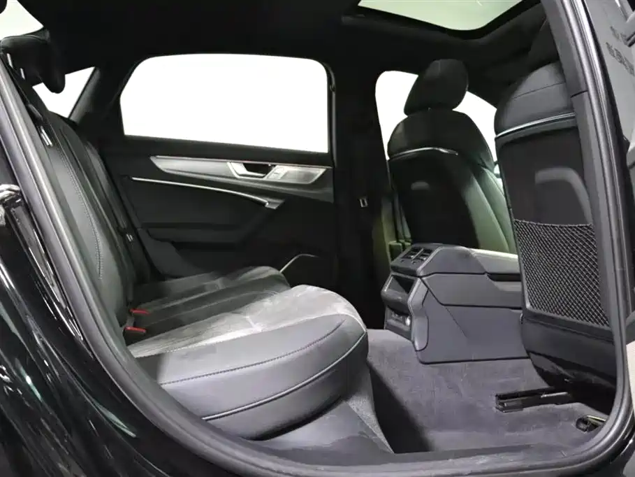 Audi A6L 2024