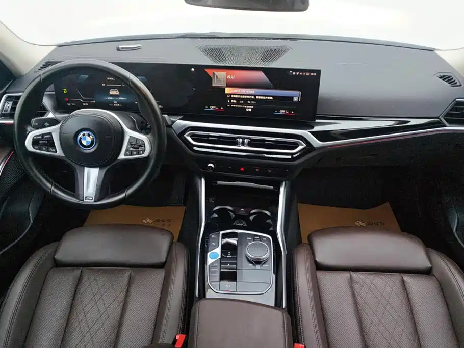BMW i3 2023 — фото 11