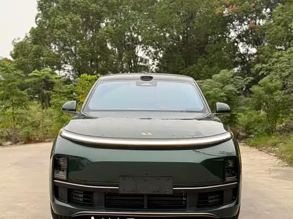 Li Auto L9 2025