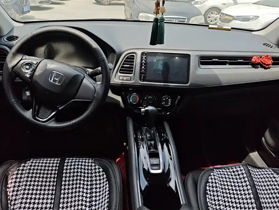 Honda Vezel 2022 — фото 12