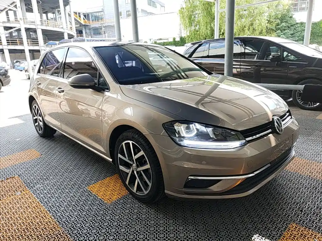 Volkswagen Golf 2020