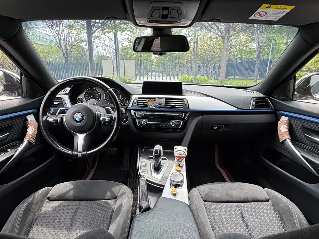 BMW 4 Series 2018 — фото 10