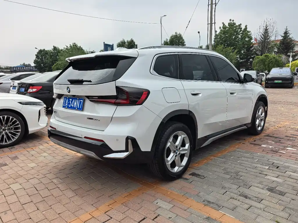 BMW X1 2023 — фото 4