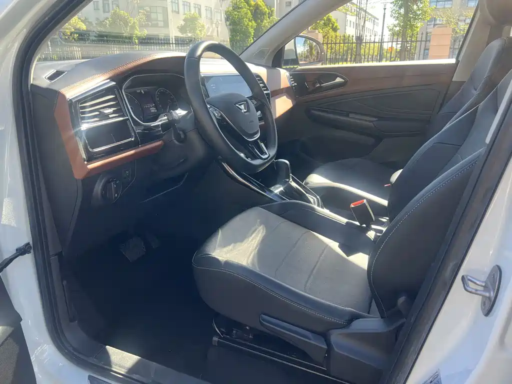 Jetta VS5 2022
