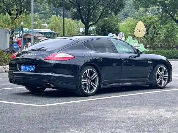Porsche Panamera 2011