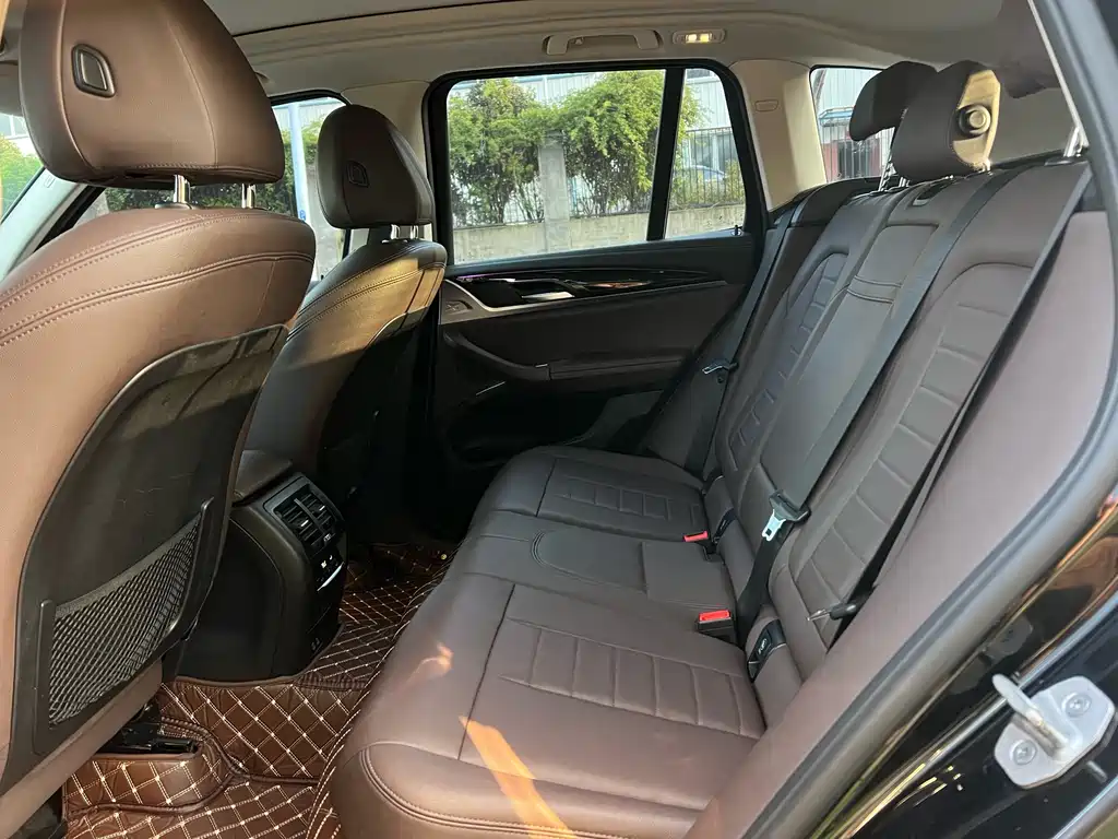 BMW X3 2021