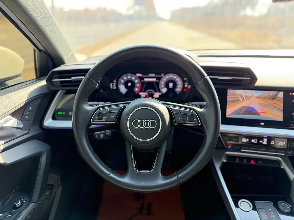 Audi A3 2022 — фото 10