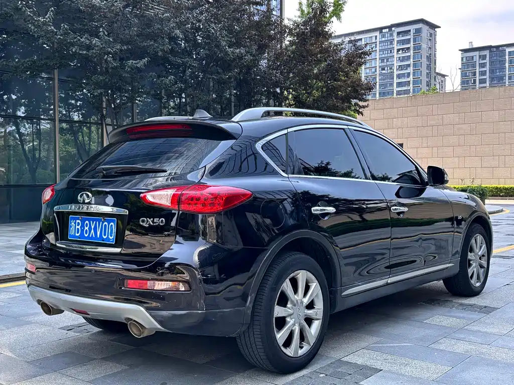 Infiniti QX50 2015 — фото 4