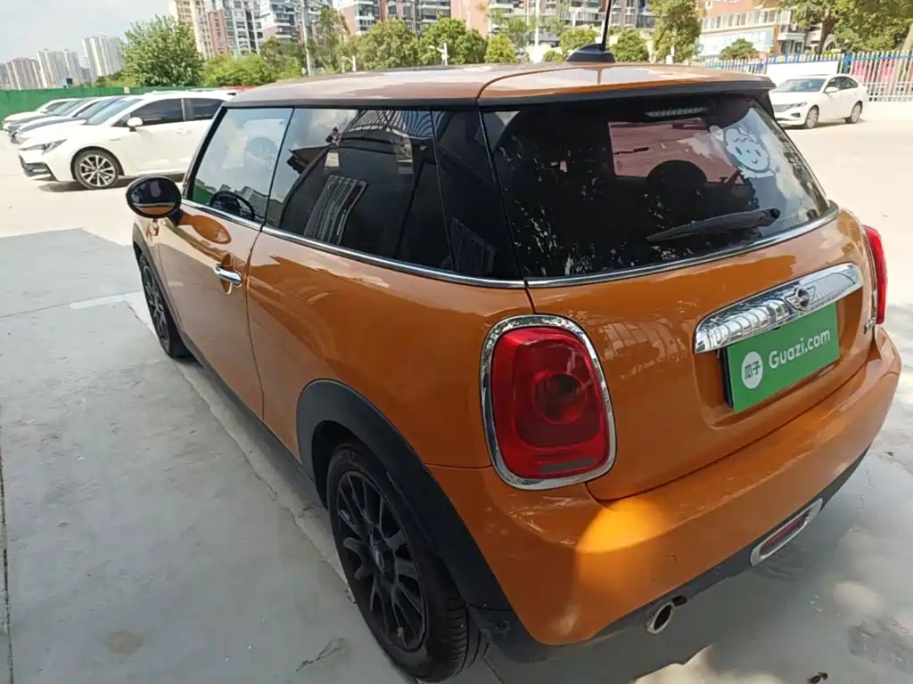 MINI MINI 2018