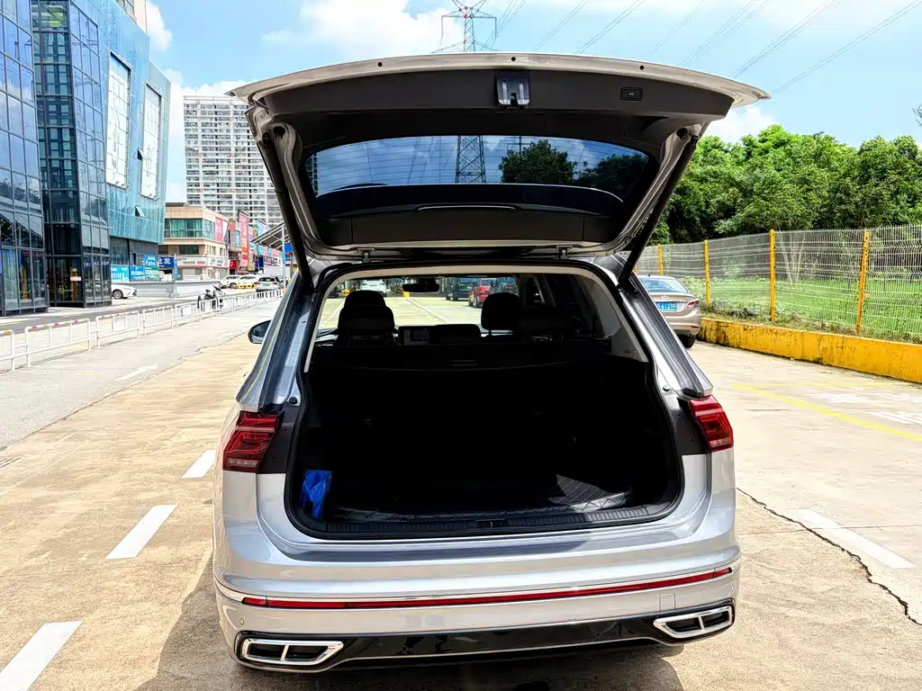 Volkswagen Tiguan L 2022 — фото 5