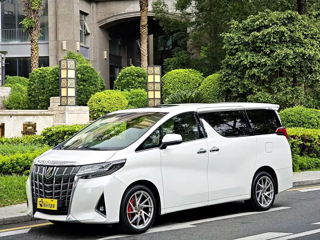Toyota Alphard 2019