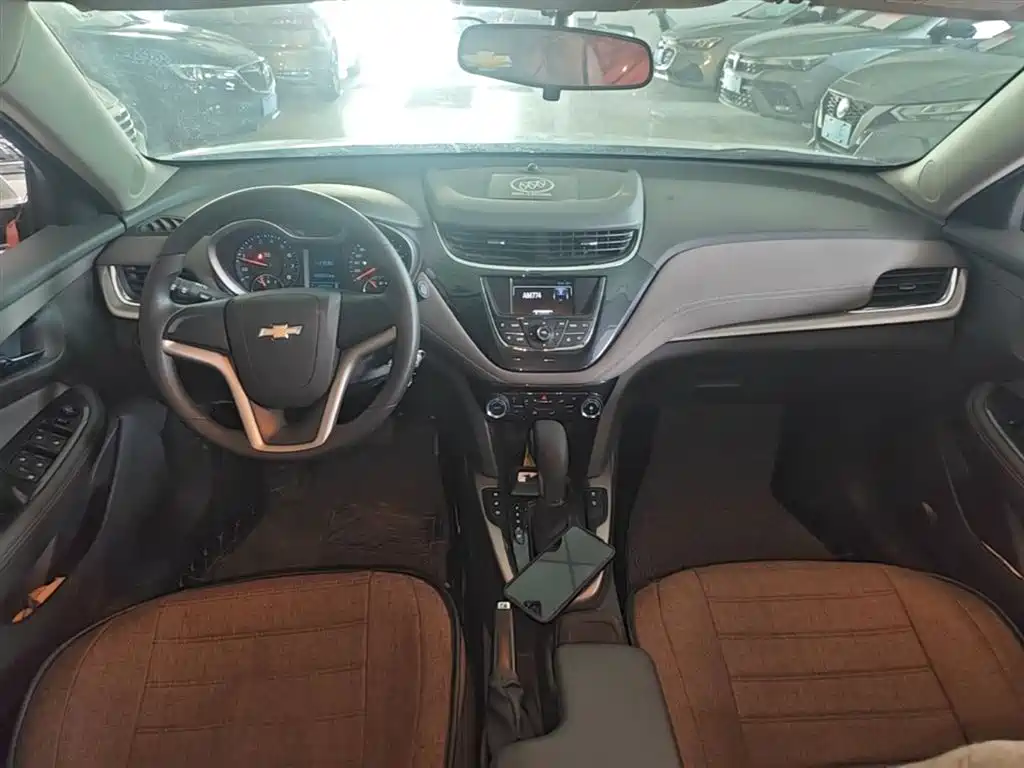 Chevrolet Malibu 2017 — фото 10