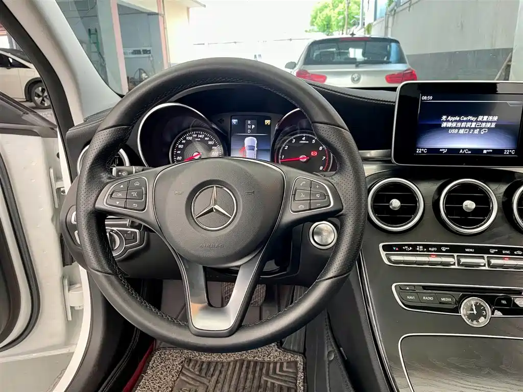 Mercedes-Benz C-Class 2018 — фото 14