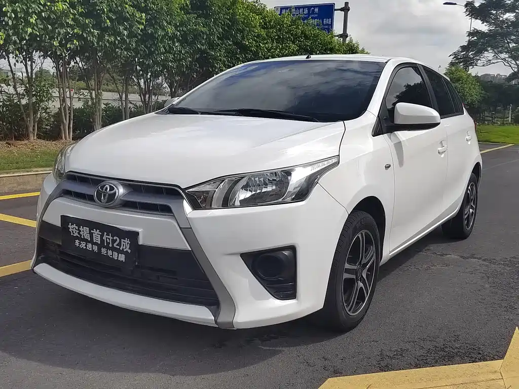 Toyota Yaris L 2016