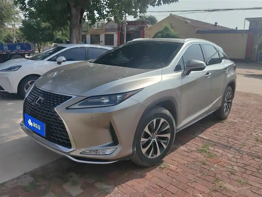 Lexus RX 2020 — фото 1