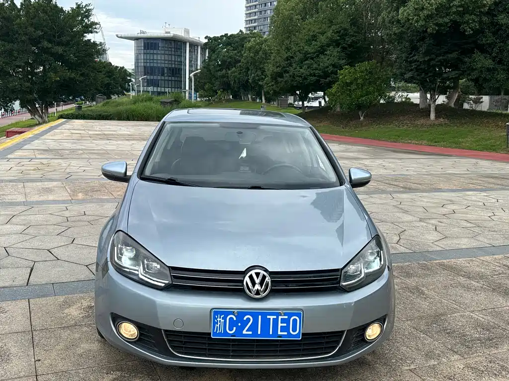 Volkswagen Golf 2010