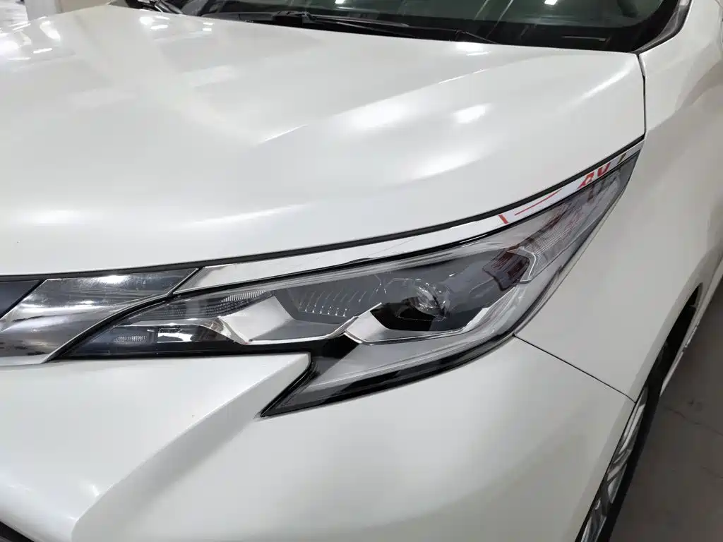 Toyota Sienna 2024
