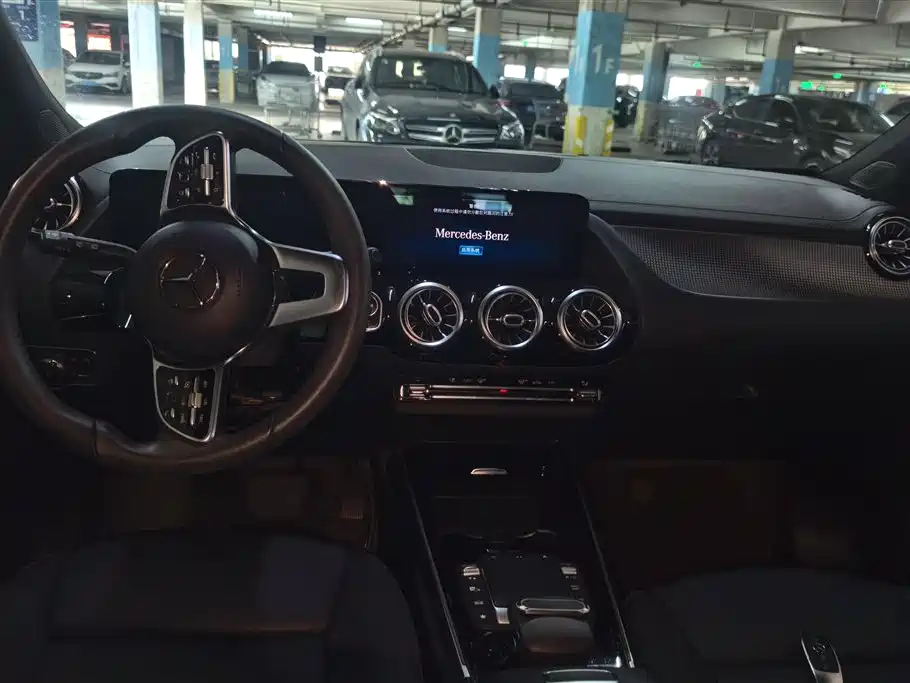 Mercedes-Benz GLA 2021 — фото 13