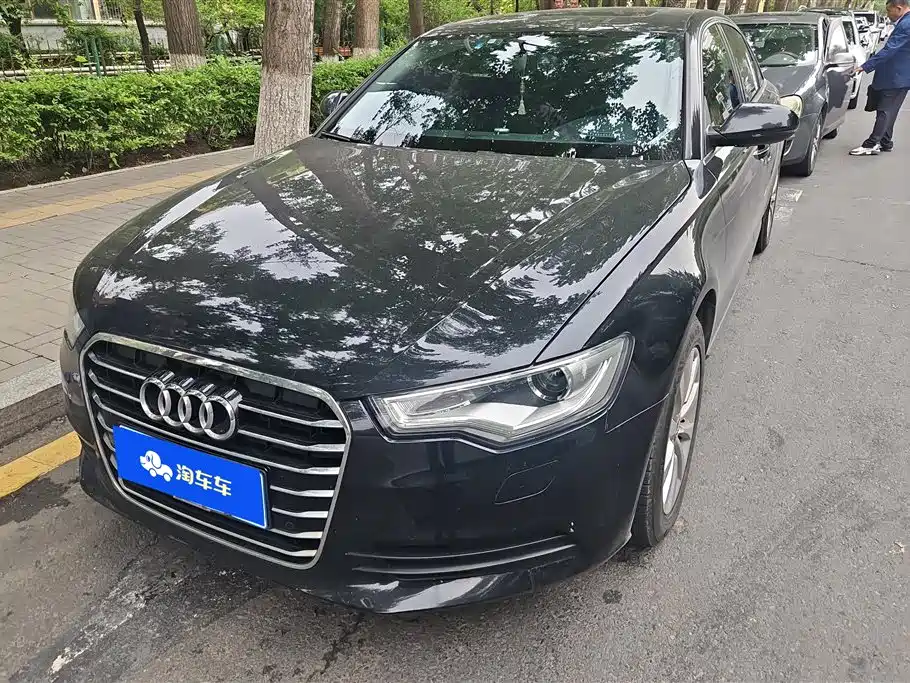 Audi A6L 2015 — фото 1