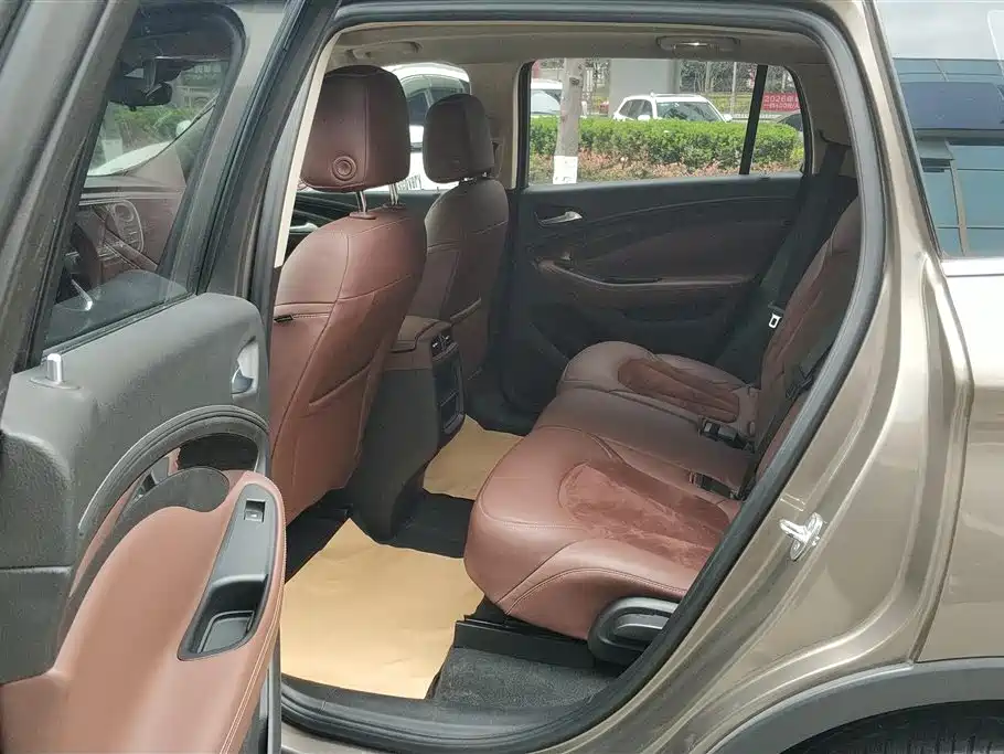 Buick Envision Plus 2016 — фото 11