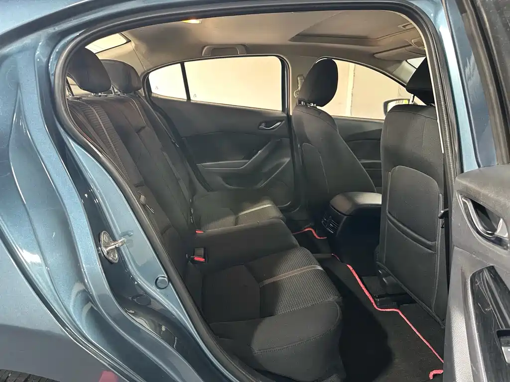 Mazda 3 Axela 2018