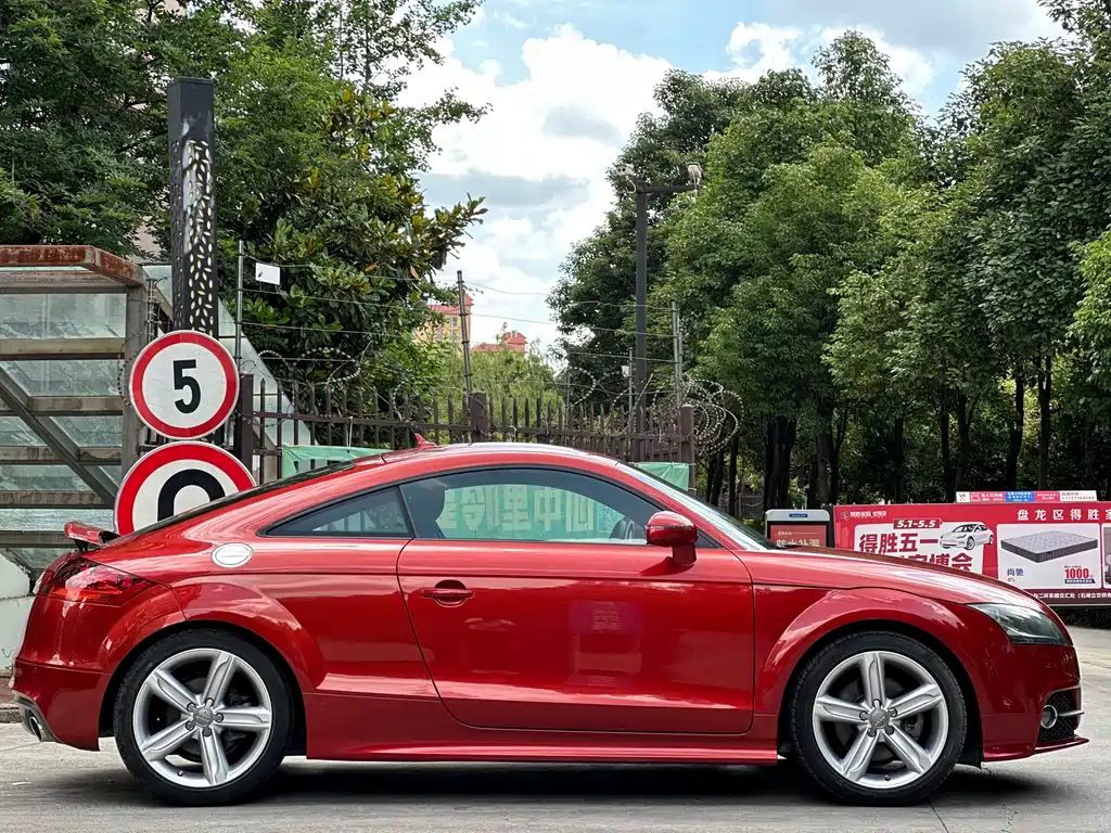 Audi TT 2013 — фото 6