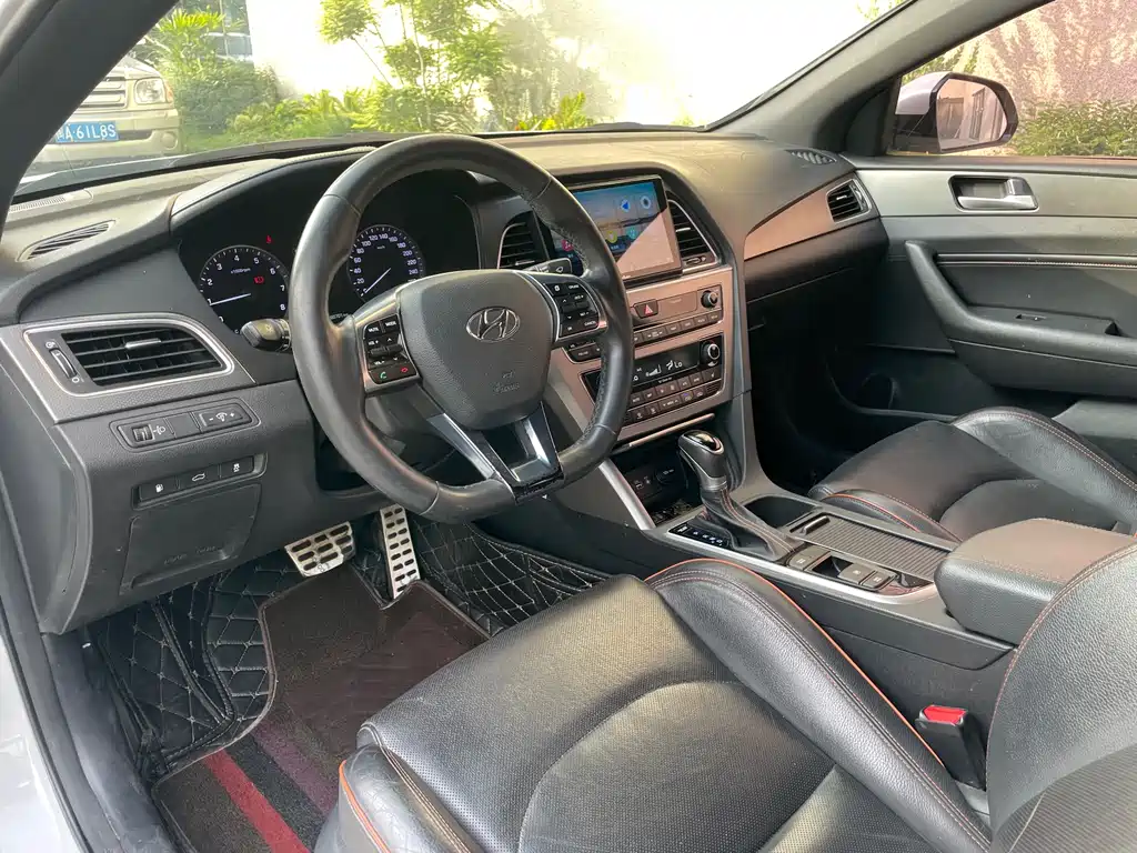 Hyundai Sonata 2015 — фото 16