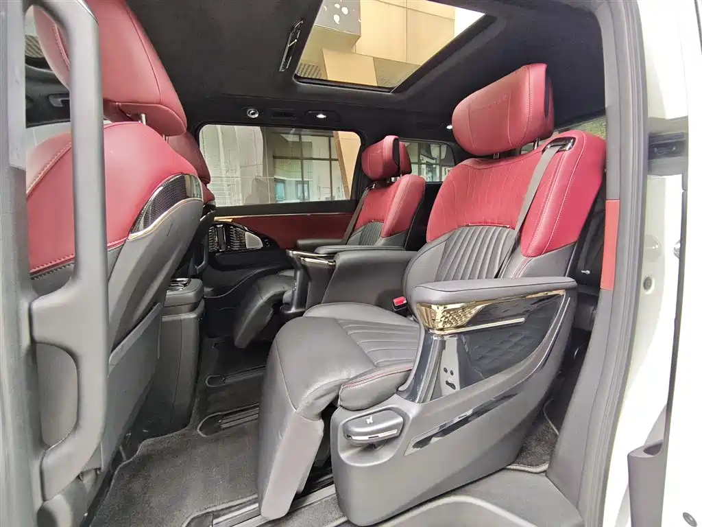 GAC Motor Trumpchi M8 2023 — фото 7