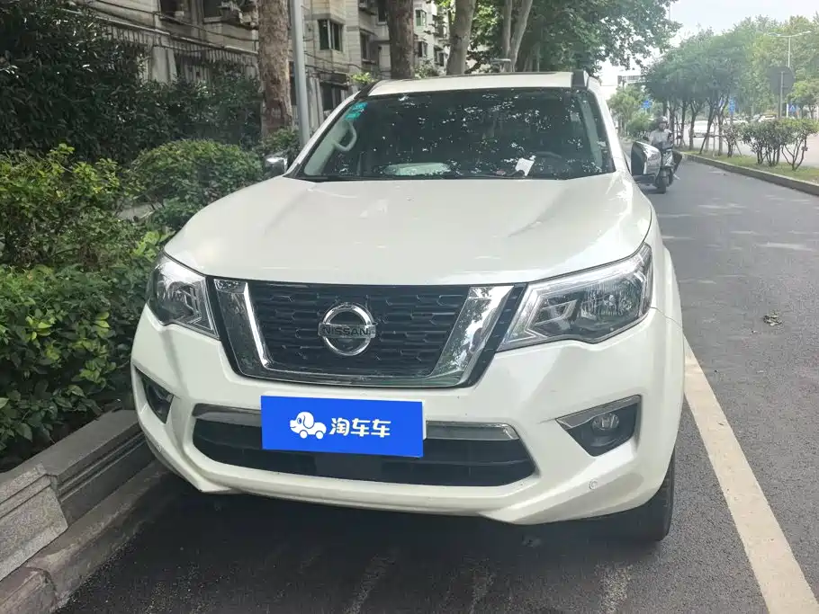 Nissan Terra 2020