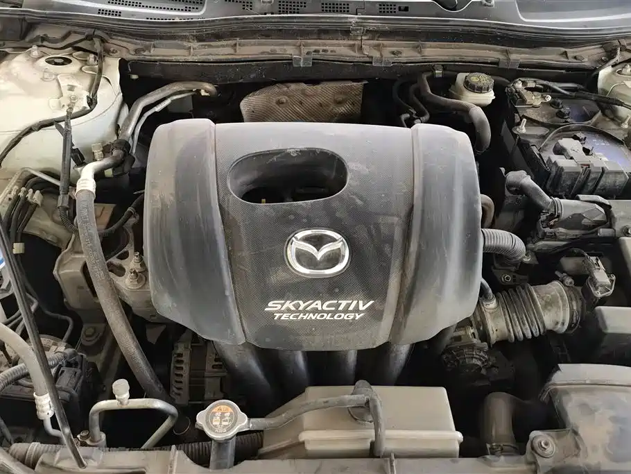 Mazda 3 Axela 2019 — фото 10