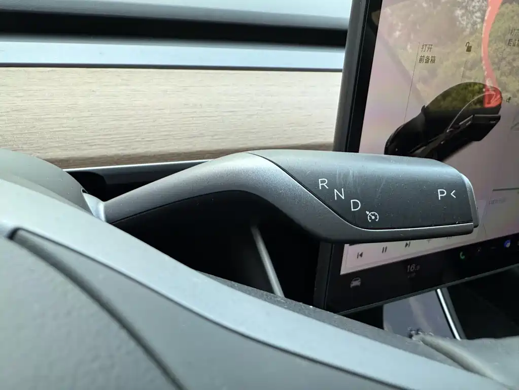 Tesla Model 3 2019 — фото 13