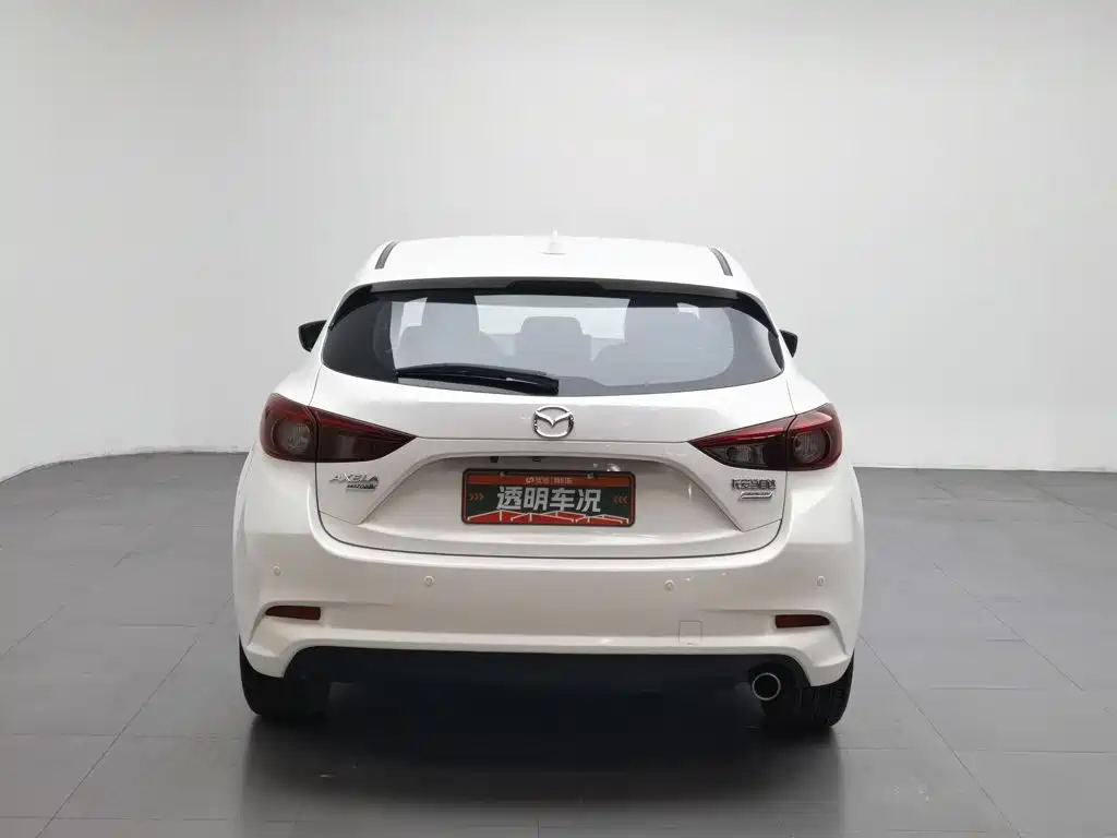 Mazda 3 Axela 2019