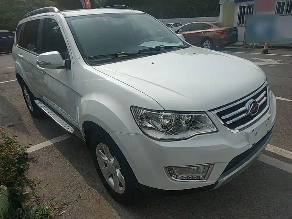 Landwind X8 2015 — фото 4