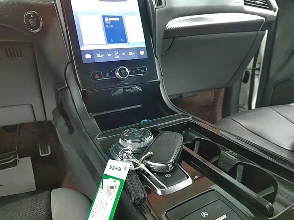 Ford Edge 2019 — фото 14