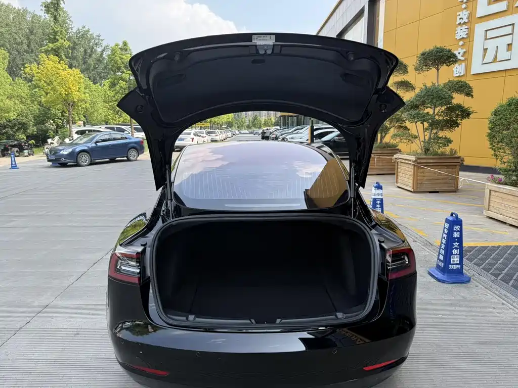 Tesla Model 3 2019 — фото 28