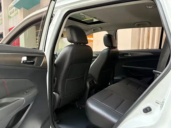 Changan CS75 2016