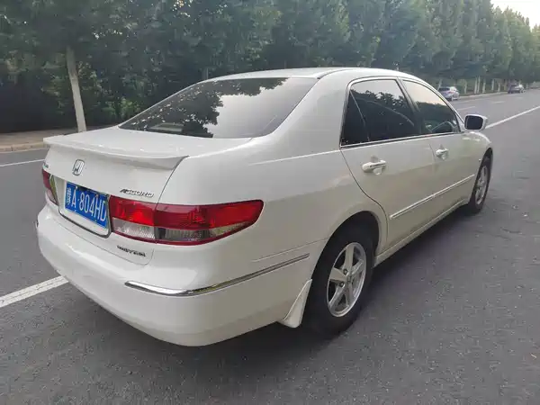 Honda Accord 2005